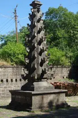 lamp post near Pateshwar Temple